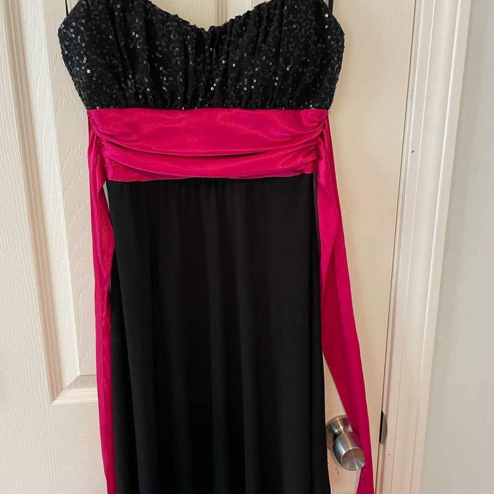 Women’s B Darlin Formal Dress black size 5/6 small